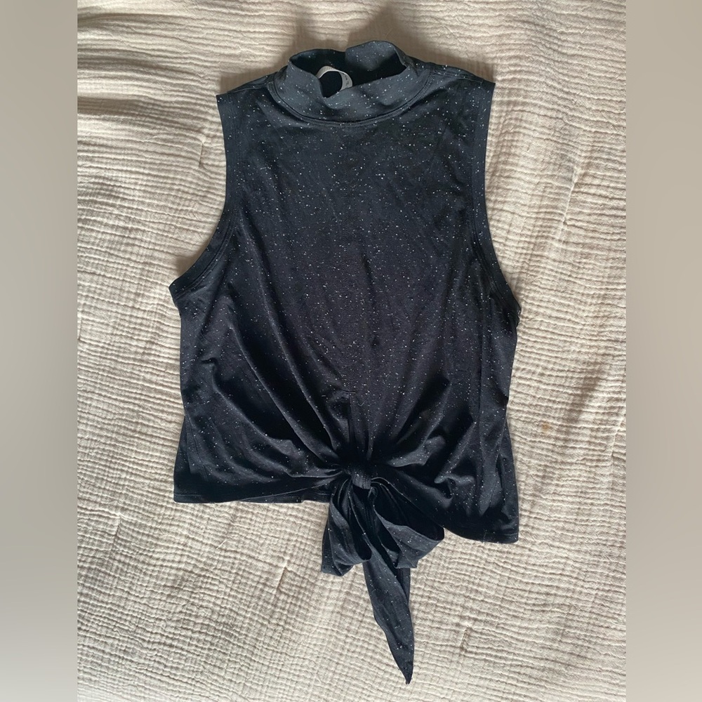 Lululemon Speckled Turtleneck Crop Top - Size 2